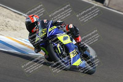 media/Oct-12-2025-CRA (Sun) [[e621380112]]/Races/Race 9/